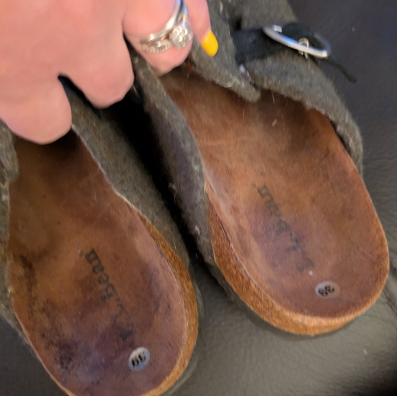 Gray Wool Clogs with Floral Embroidery - Picture 8 of 10